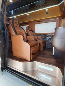 Cho thuê xe VIP Huyndai Solati Limousine 10 chỗ - Ảnh 8