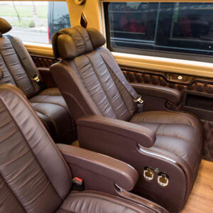 Cho thuê xe VIP Dcar 10 chỗ - Ảnh 8