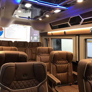 Cho thuê xe VIP Huyndai Solati Limousine 11 chỗ - Ảnh 2