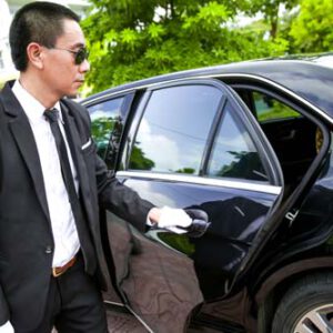 Cho thuê xe Mercedes E250 - Ảnh 10