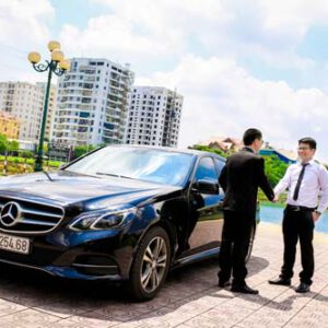 Cho thuê xe Mercedes E250 - Ảnh 11
