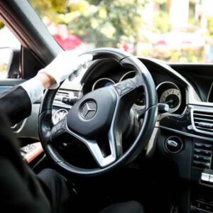 Cho thuê xe Mercedes E250 - Ảnh 13