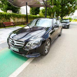 Cho thuê xe Mercedes E250 - Ảnh 16